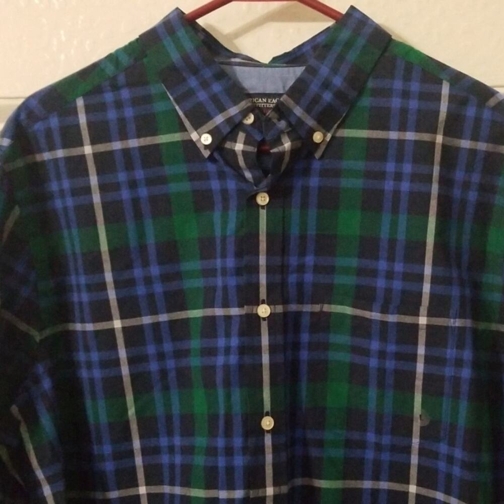 NWT Men's Large American Eagle button down shirt